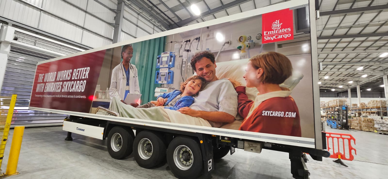 Commercial truck vehicle graphics by LPW Signs and Graphics